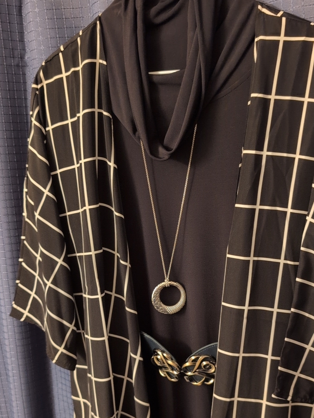 Like New Kimono Jacket LuLaRoe White and Black Medium
